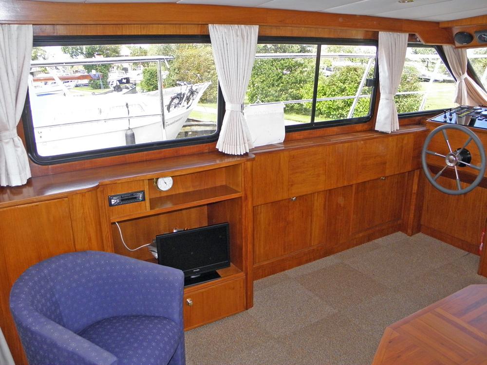 Steuerhaus, Innenausstattung